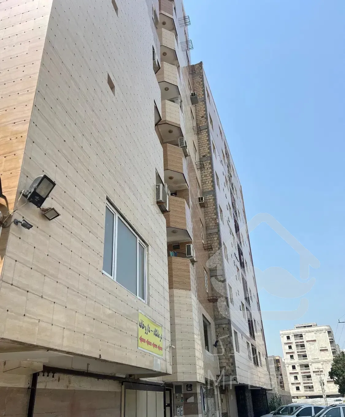 رهن کامل آپارتمان دو خوابه برج پایتخت