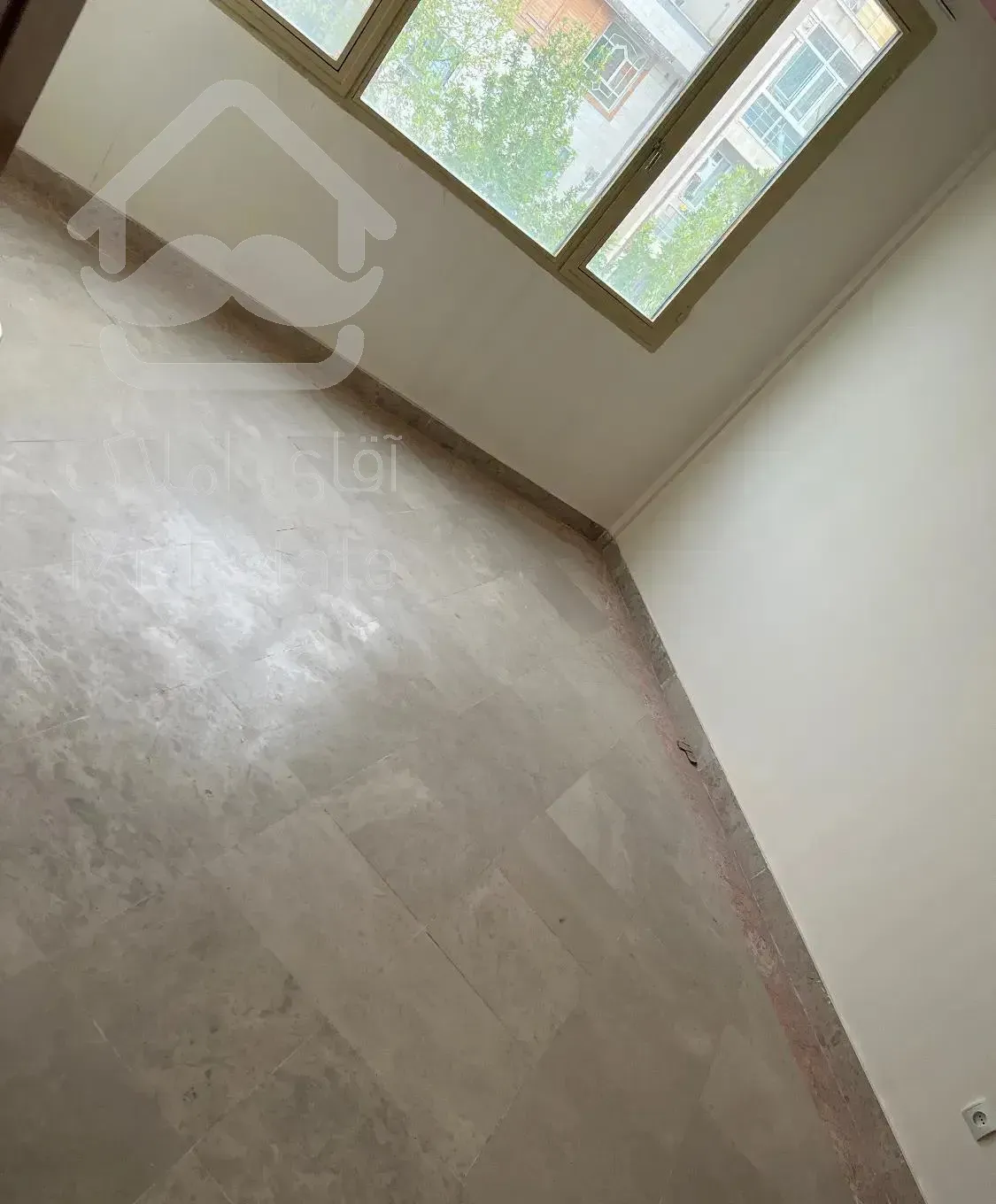 واحد ۱۱۰ متری تهرانپارس شرقی