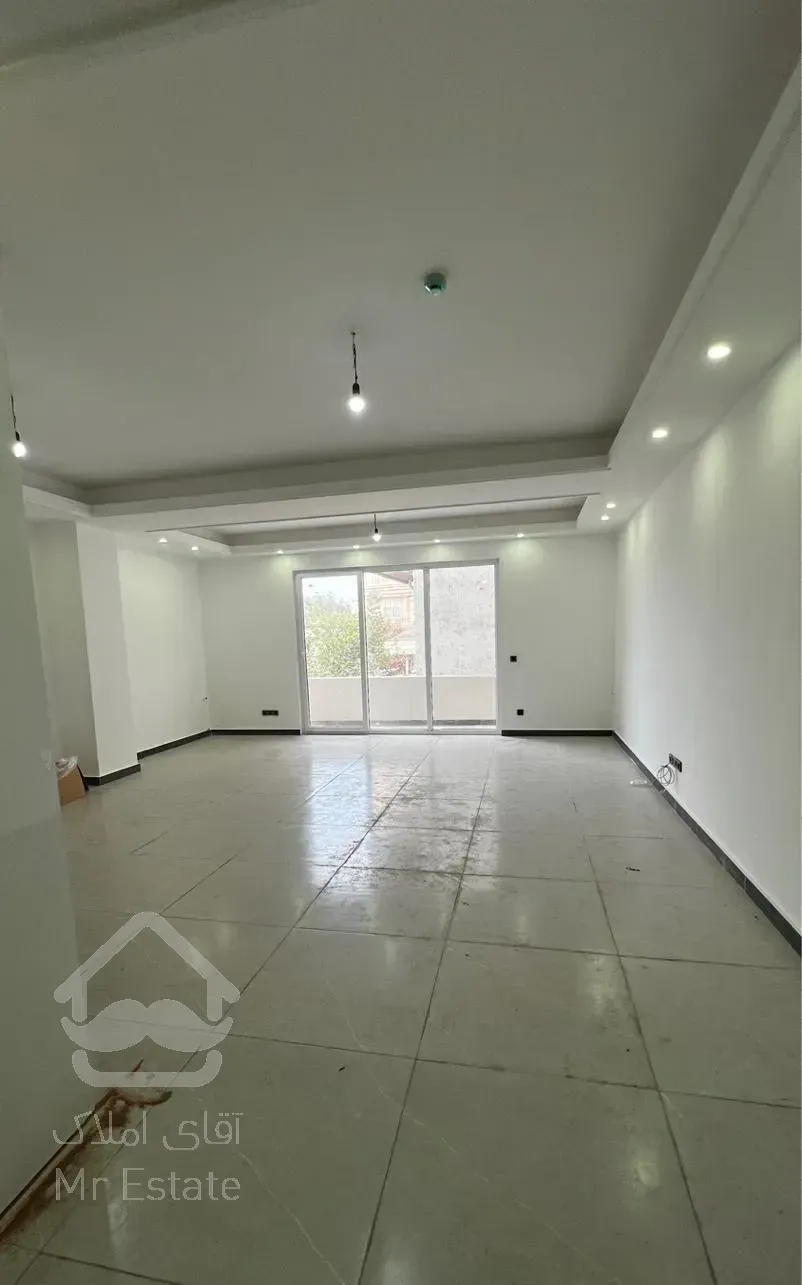 آپارتمان ۱۲۰ متر،نزدیک خ اصلی،نوساز،رادیودریا