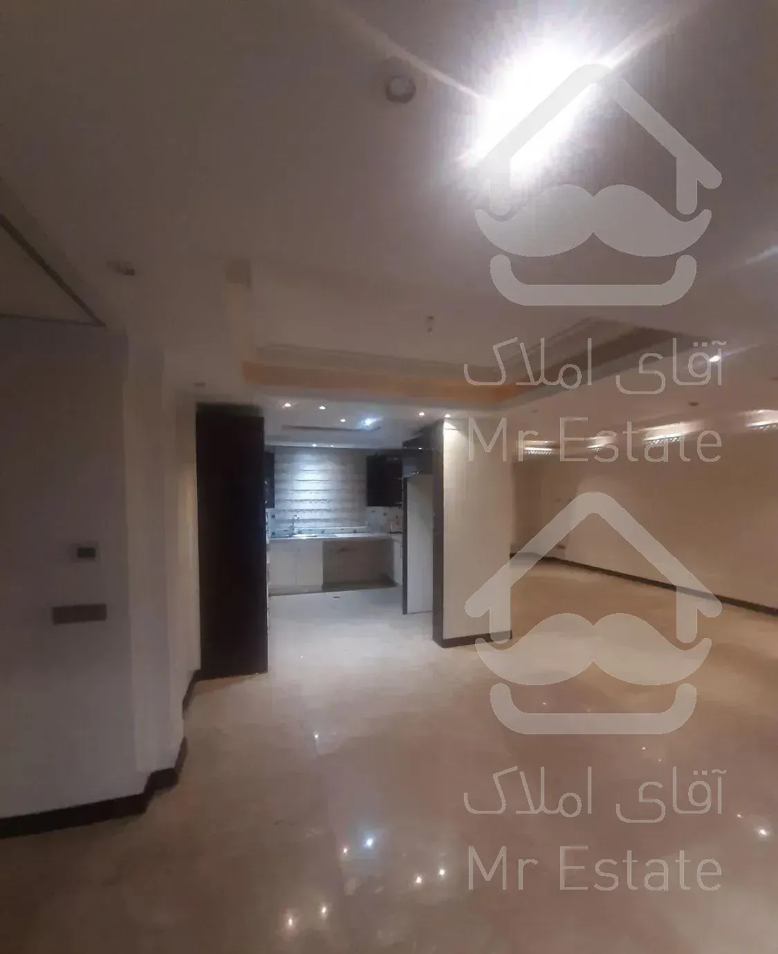 واحد ۱۱۰ متری فول