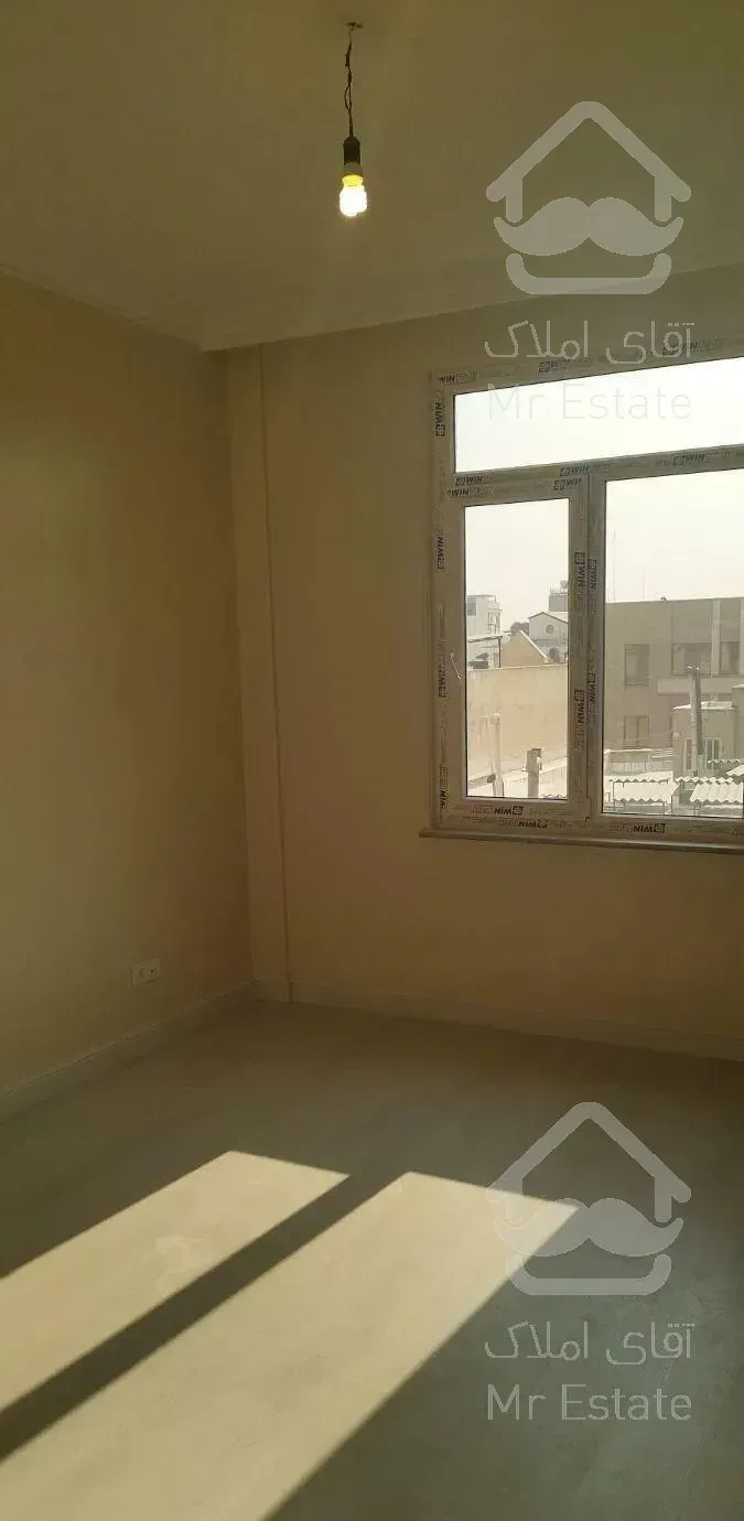 261 متر  در دروس