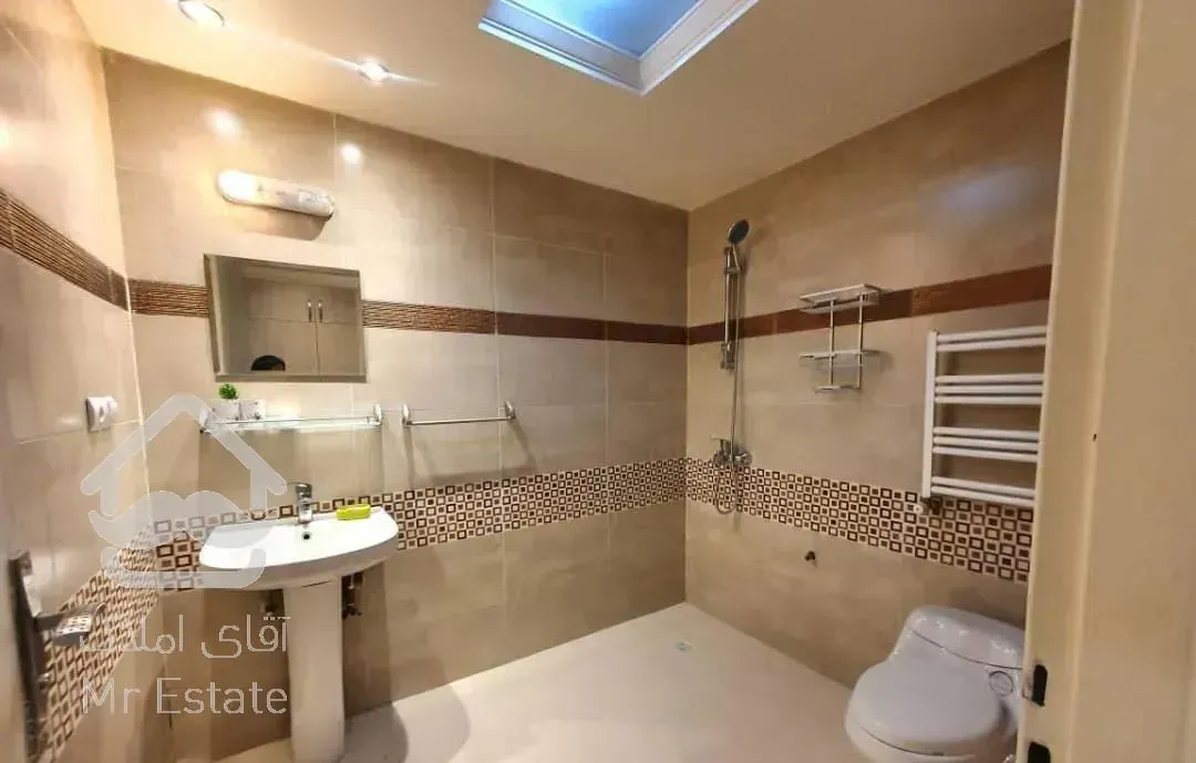 فرصت خریدِواحد ۱۹۵ متری ۲ پارکینگ سندی فاز۱