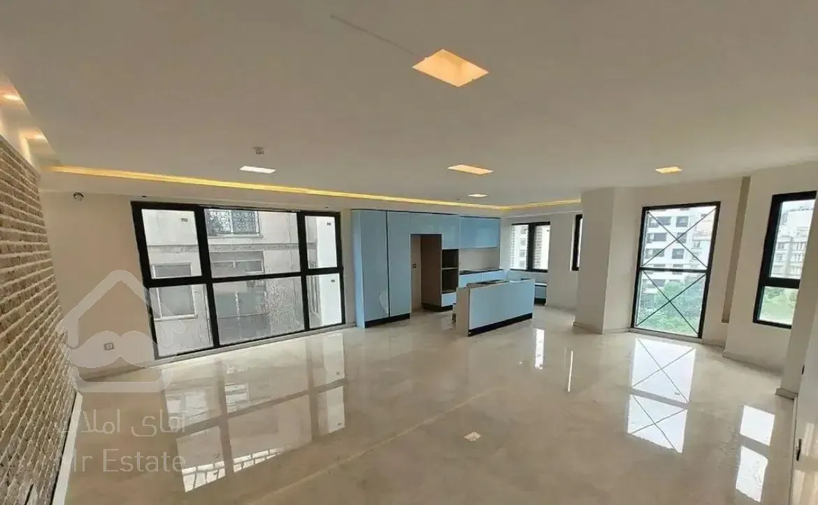 ۱۸۵ متر کلیدنخورده / ونک/ تک واحدی/ ۷ساله رویایی