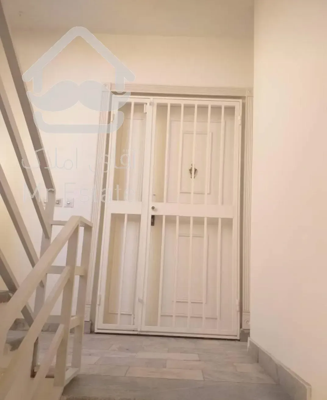 ۱۰۵ متر، دو خوابه، صرافهای شمالی