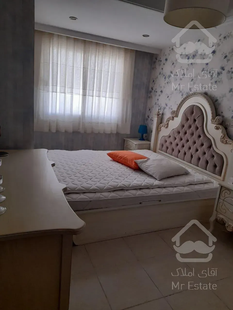 رهن کامل آپارتمان 95 متری در برج های ارکیده شهرک چیتگر