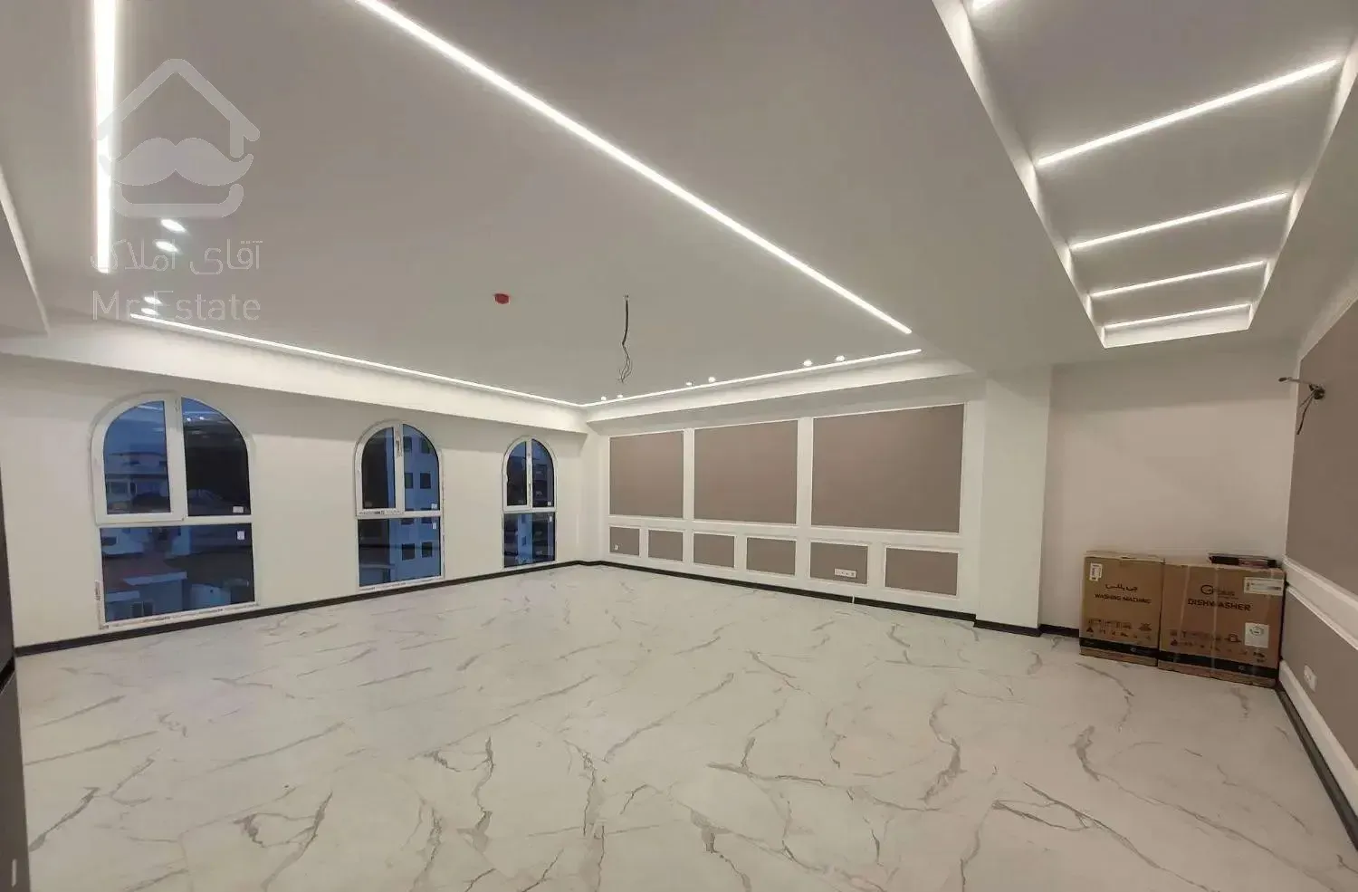 فروش آپارتمان ۱۸۵ متر تک واحد طبقه آخر ، قدرتی