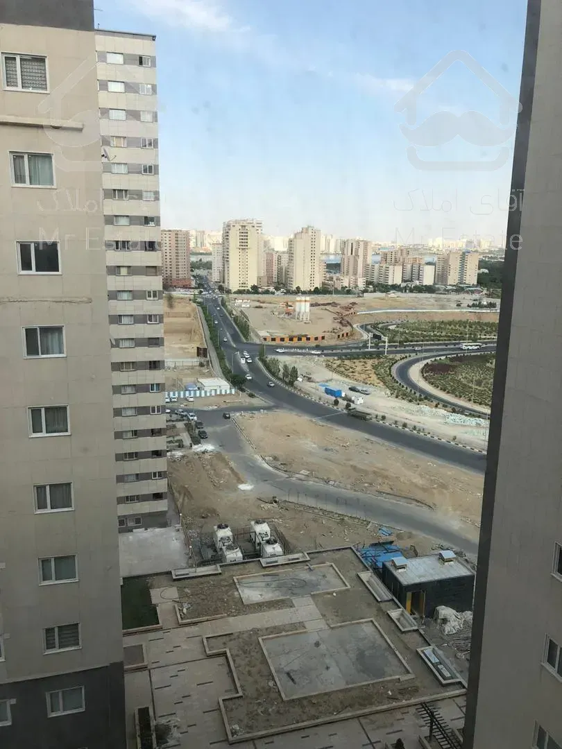 فروش آپارتمان ۹۵ متری دو خوابه خوش نقشه نورگیر