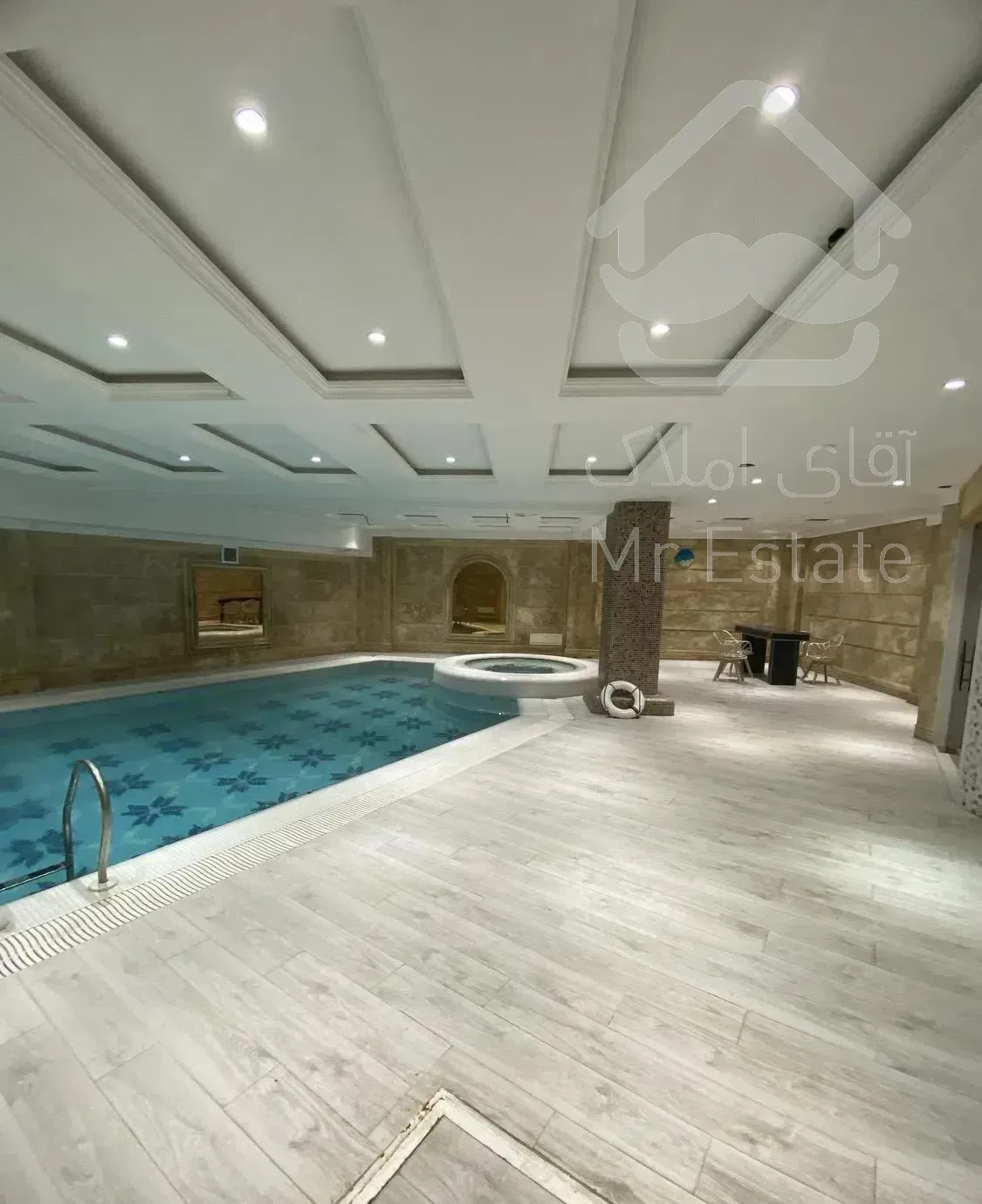 اپارتمان ۱۷۵ متری ۳ خواب  در کامرانیه شمالی