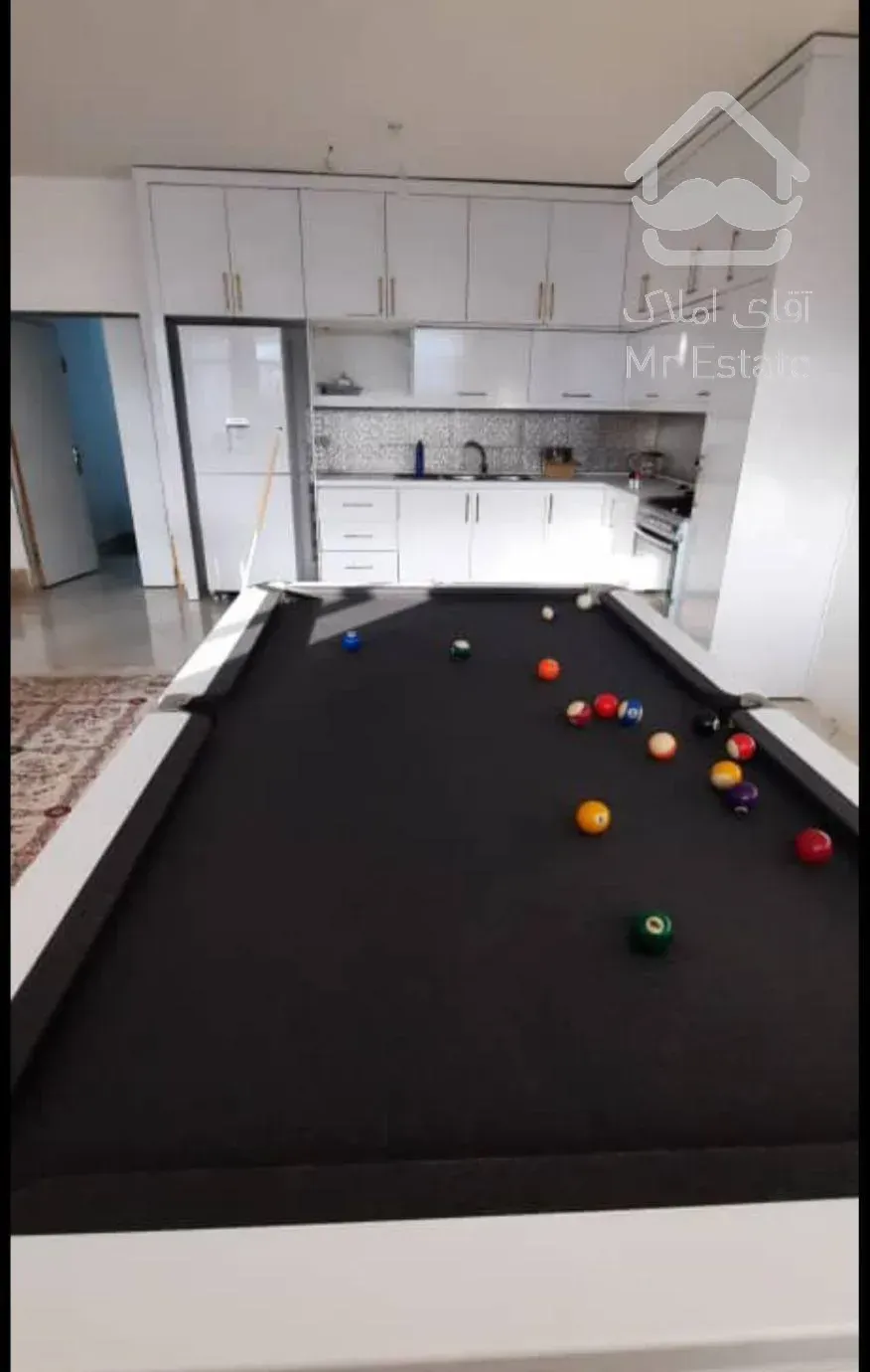 ویلا استخر اب گرم بیلیارد دار رو به منظره