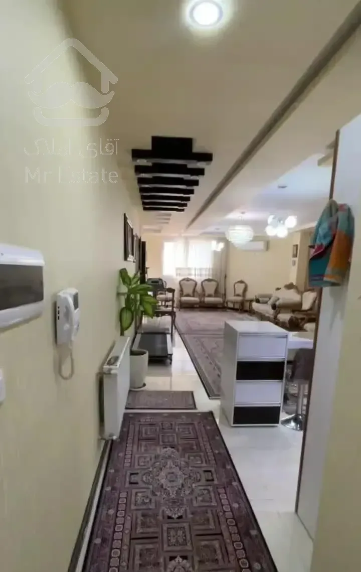 اپارتمان ۹۶ متری دو خواب همراه با حیاط خلوت