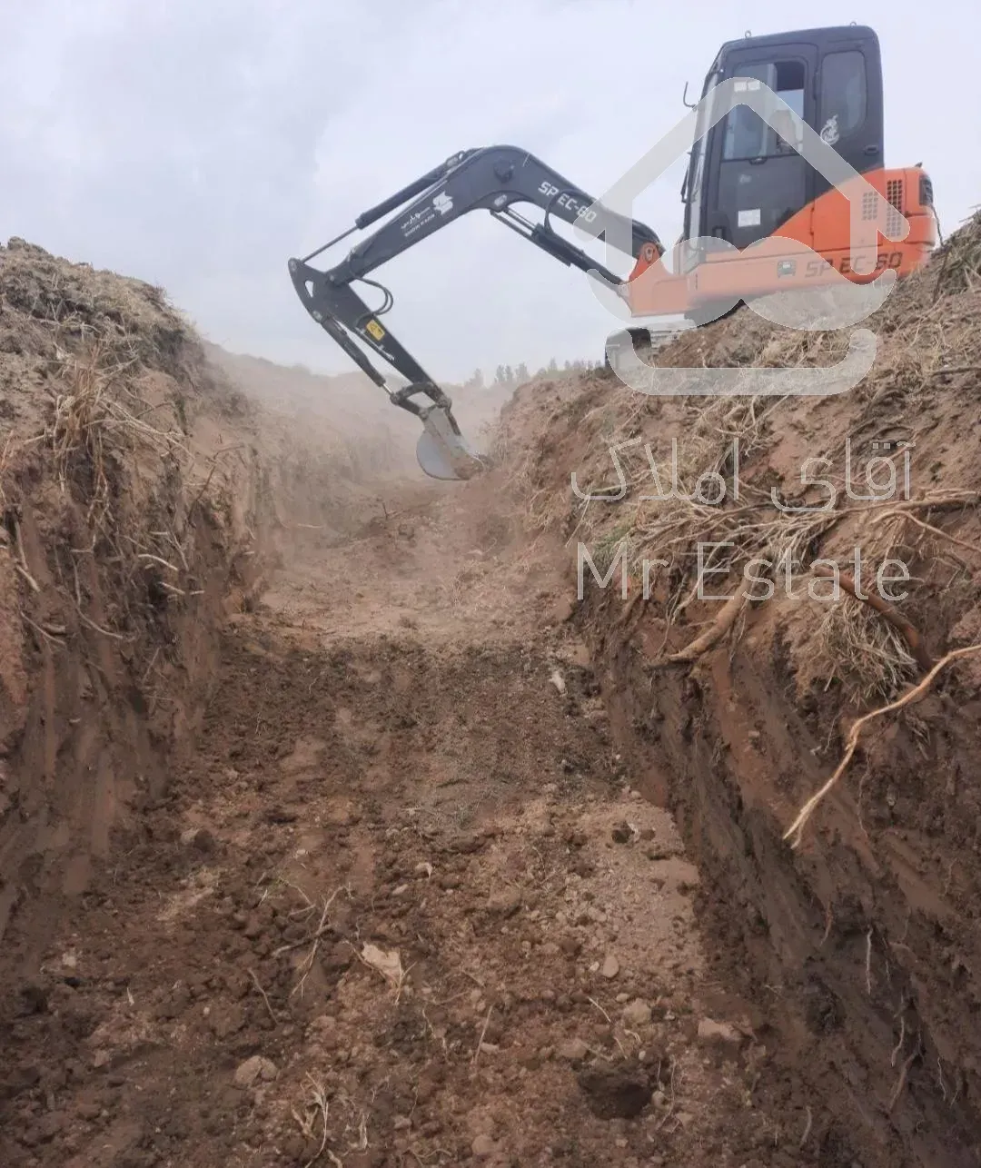 مینی بیل خاکبرداری