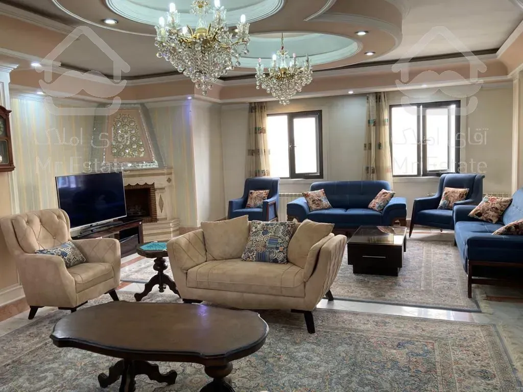 ۱۱۵ متر تک واحدی میدان اتریش