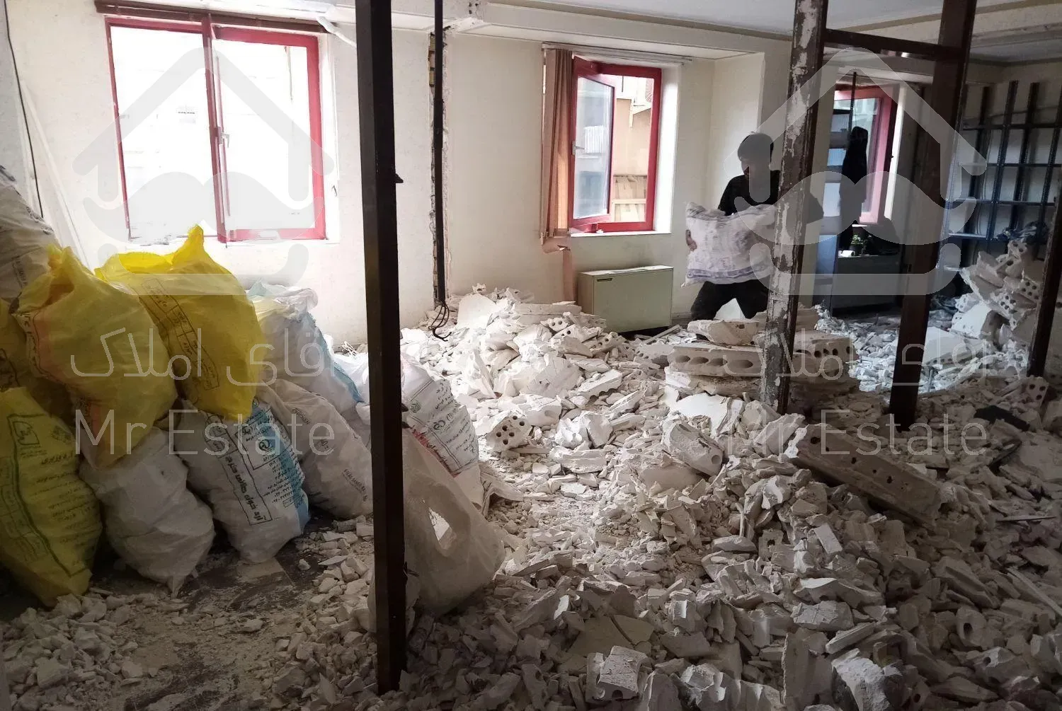 گچکاری تخریب نورمخفی ارک بنایی لکه گیری  پنل گچی