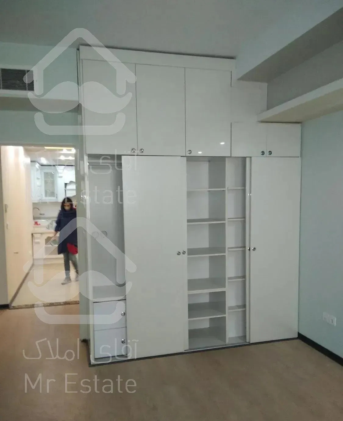 نوساز ۱۵۰ متری ۳ خوابه فلکه اول