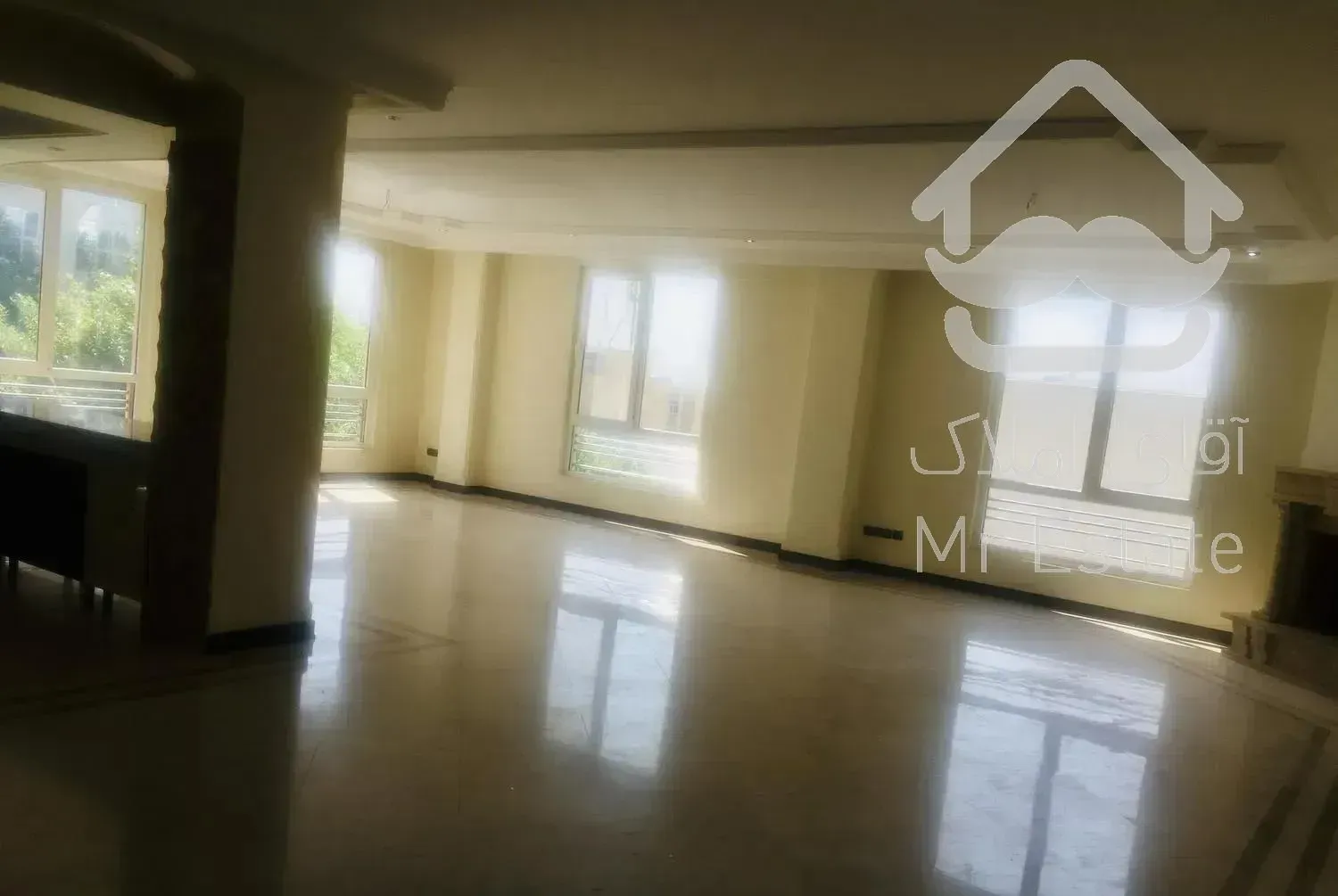 ۲۲۰ متر اپارتمان کامرانیه شمالی