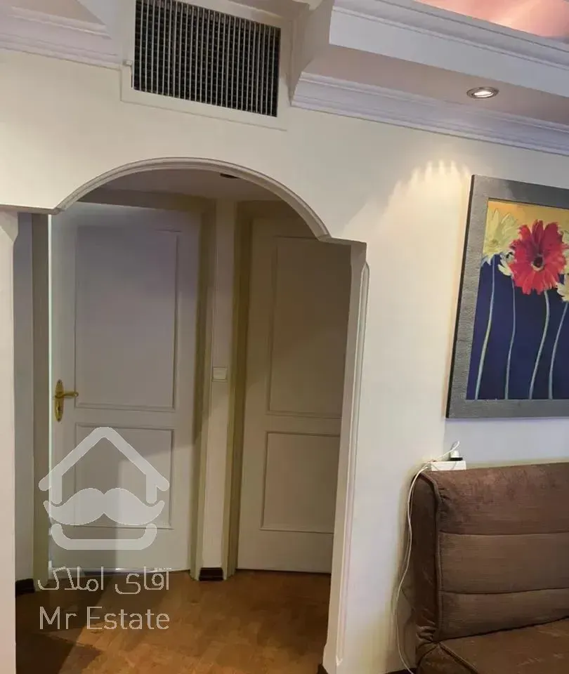 آپارتمان ۹۰ متر بر ونک