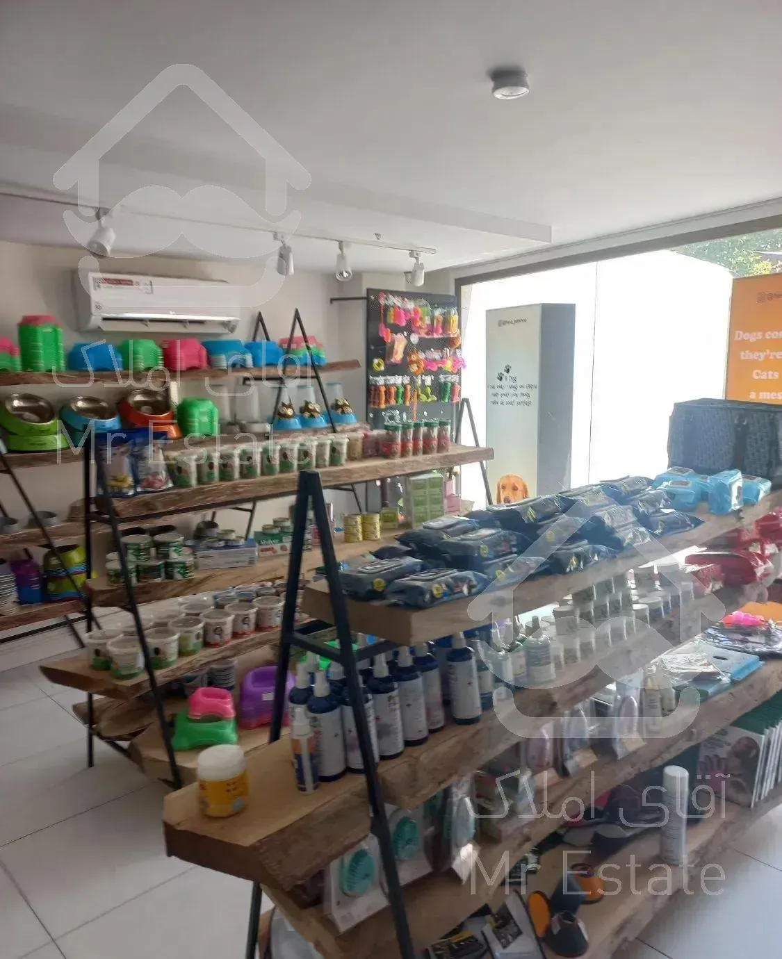 سه مغازه ۳۰ متری واقع در نیاوران،جماران