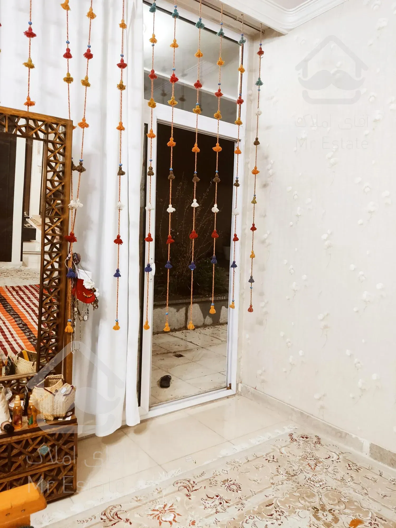 رهن و اجاره طبقه اول منزل ویلایی