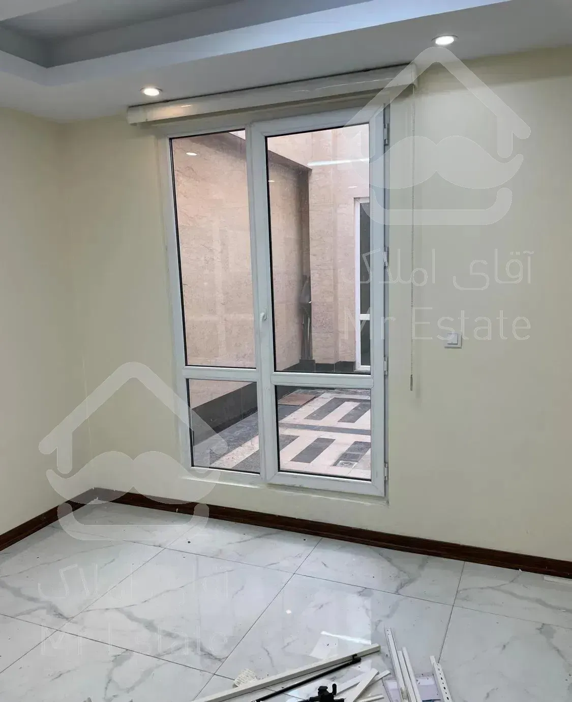 ۱۰۰ متر سند اداری بر امیرکبیر