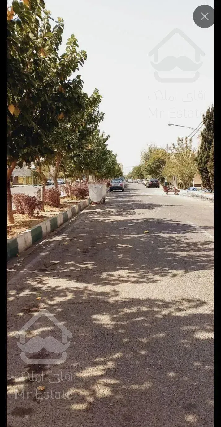 ۳۰۰ متر فلت مناسب انبار دفتر کار ۵ خط تلفن یاس ها