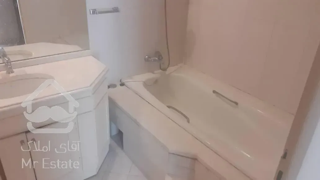 اجاره و رهن آپارتمان باغ فردوس 250  متر اکازيون