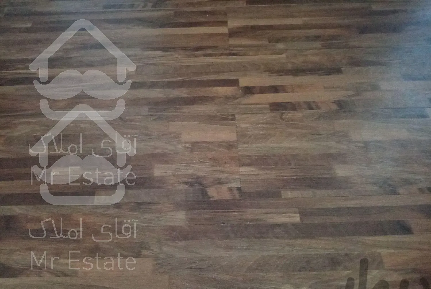 نصب نصاب کفپوش کاغذدیواری چمن مصنوعی