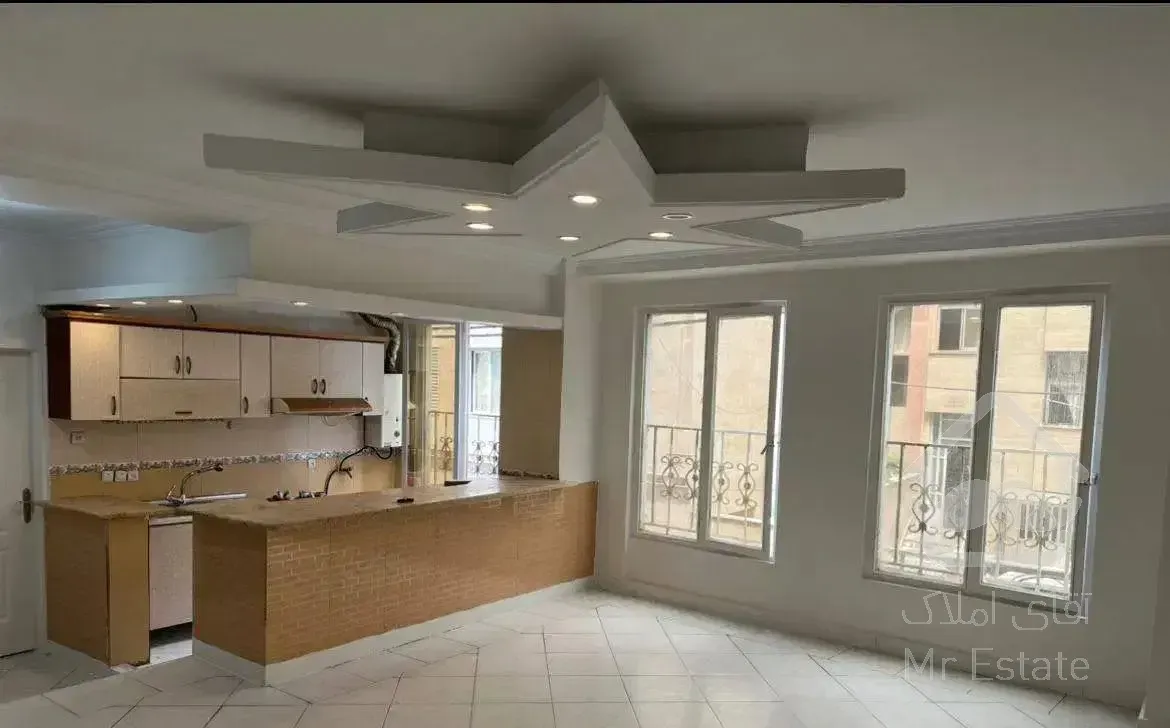 آپارتمان ۶۰ متری شیک و خوش‌نقشه(نزدیک مترو،بازار)