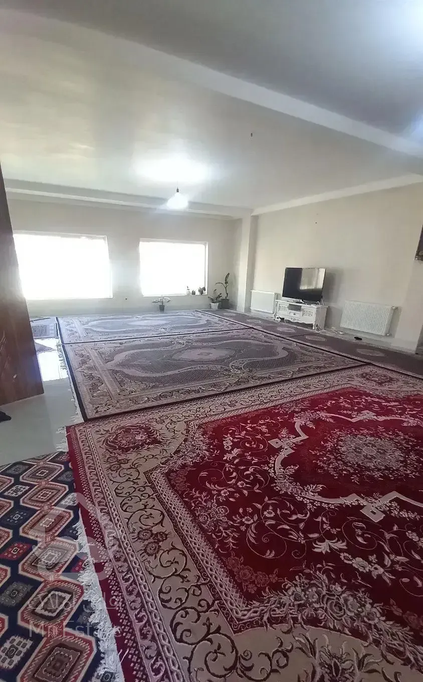 آپارتمان ۱۰۰ متری