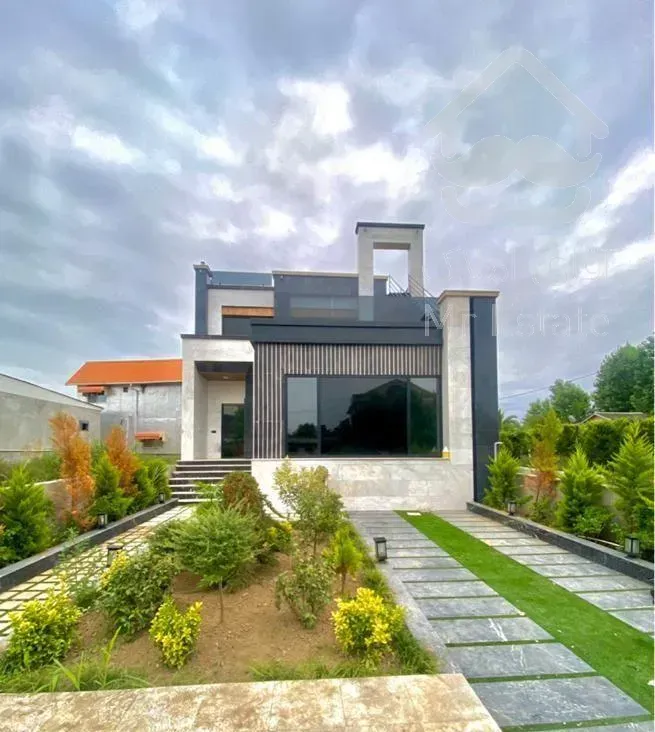 رهن ویلاتریبلکس۳۰۰مترهمراه بااستخرداخلی وروف گاردن