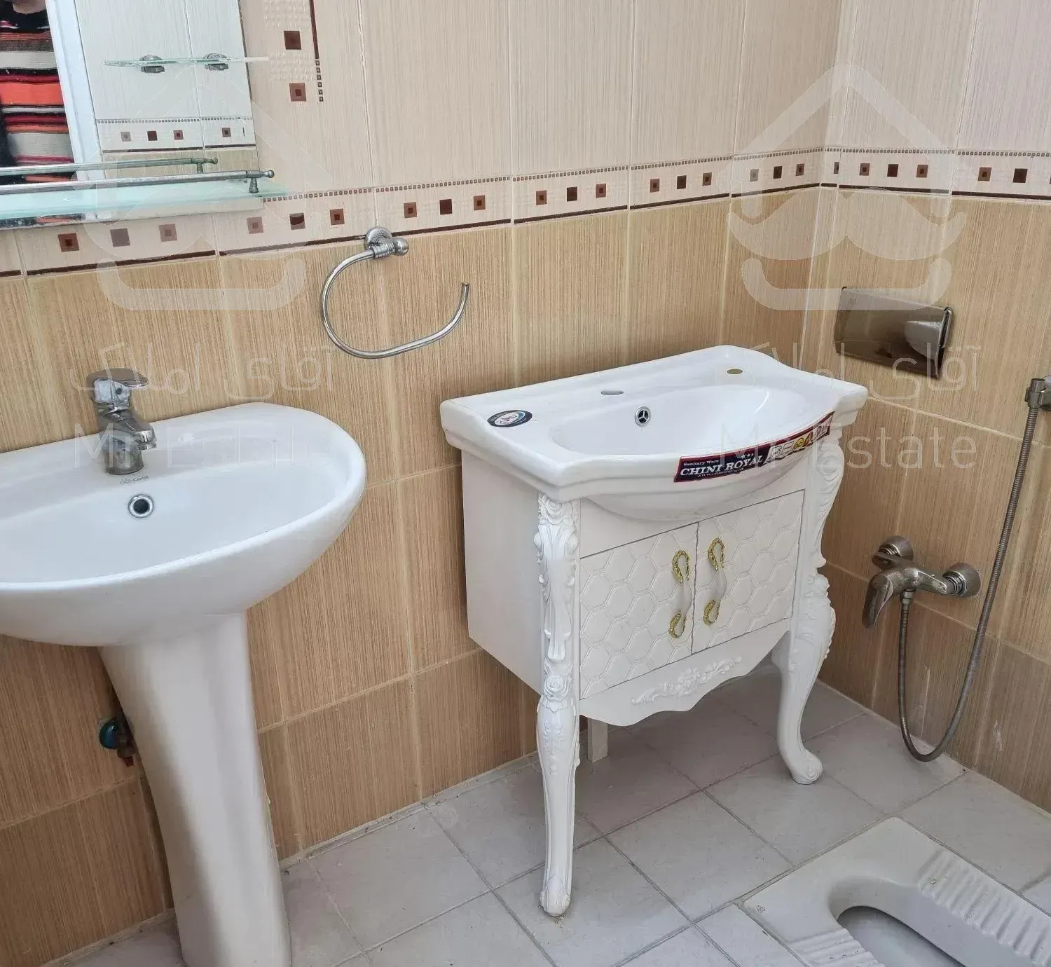 ۱۵۵ متر سه خوابه ازگل **برج گل رز**