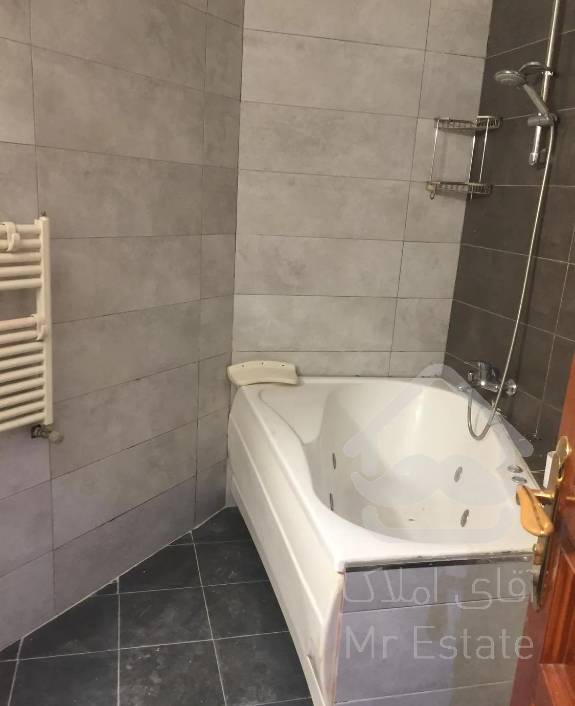 آپارتمان٦٧مترولنجک