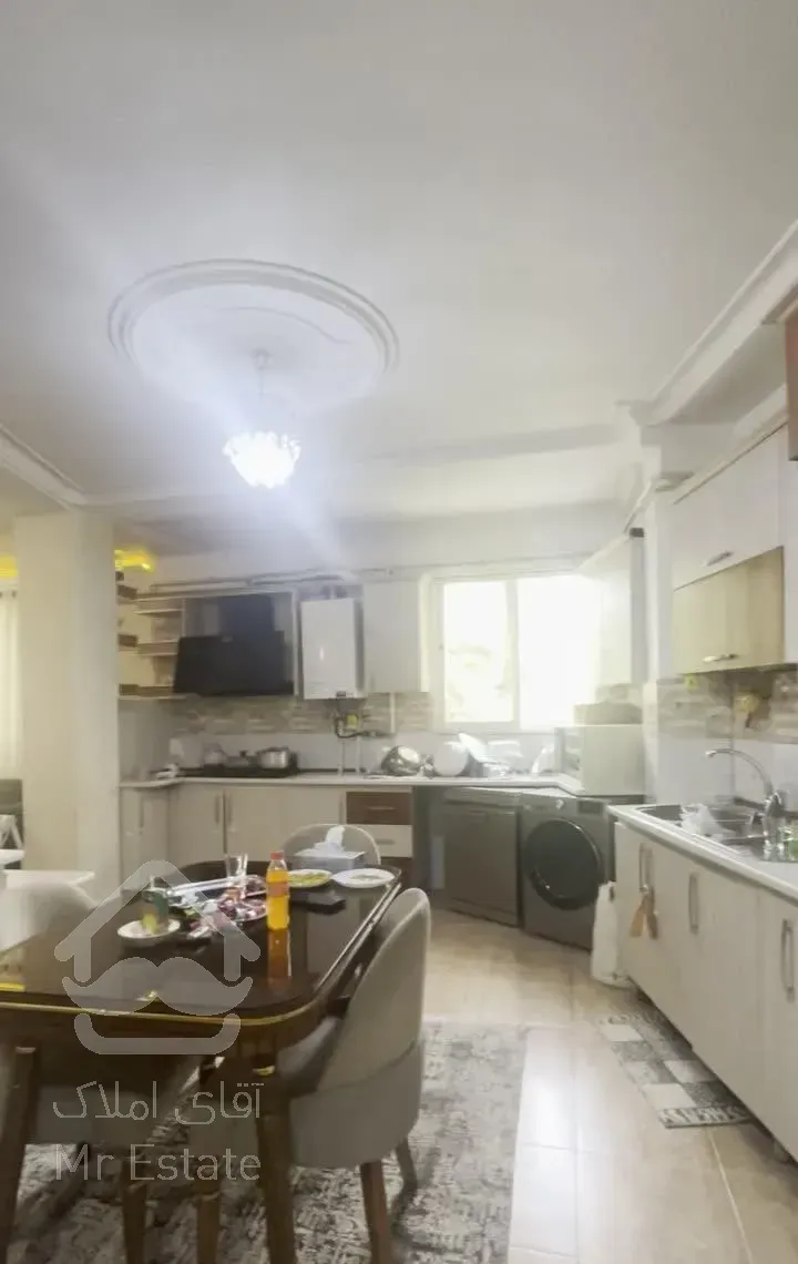 آپارتمان۱۰۵متری/گلسار/استادمعین/پستک/۲خواب