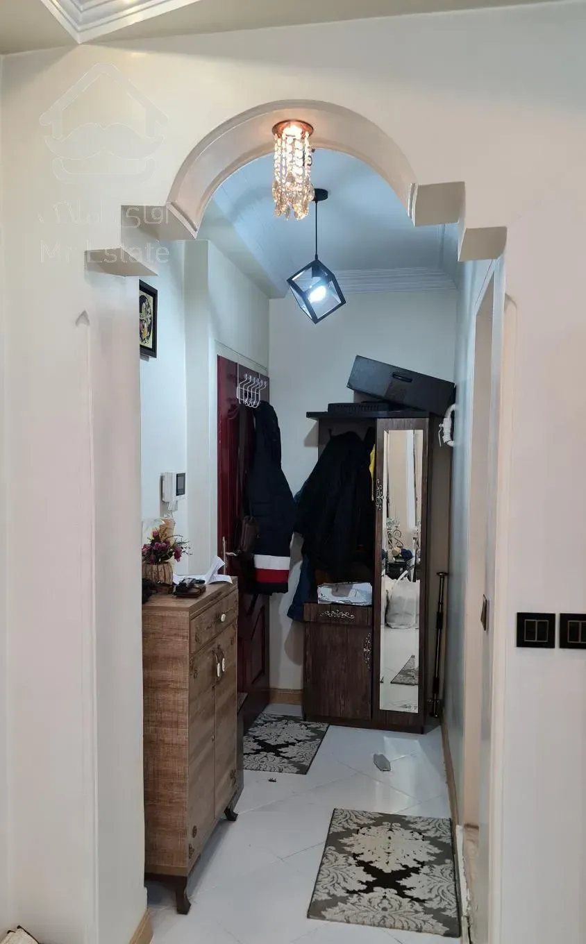 اپارتمان ۵۵ متری بسیار بسیار تمیز