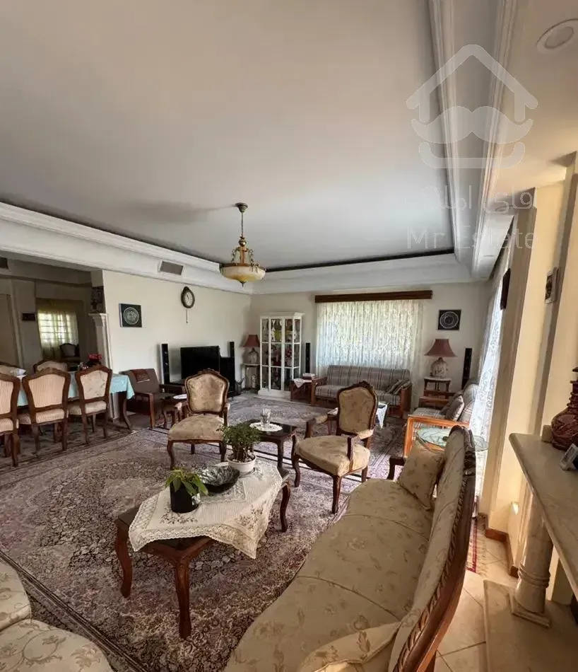 فروش اپارتمان ۱۳۰ متری تاپ لوکیشن سند پاک