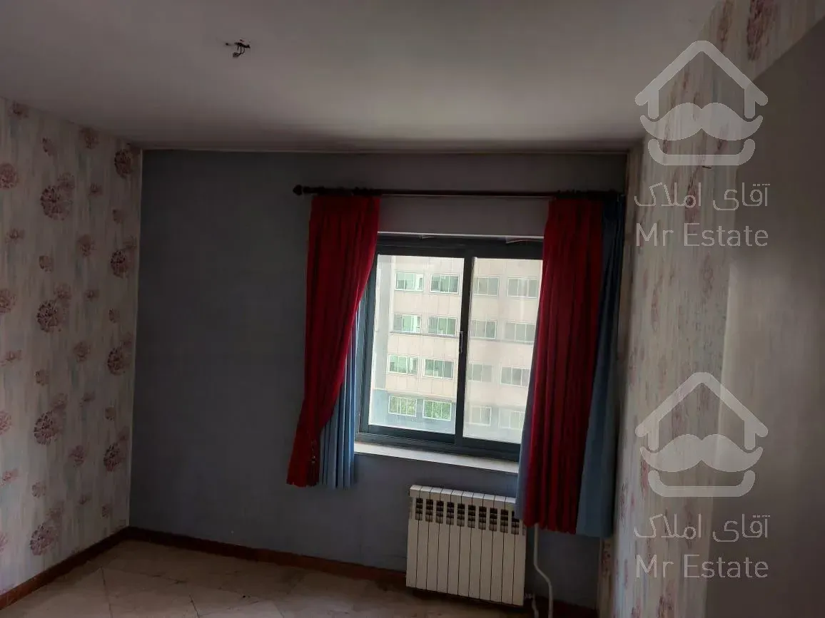 آپارتمان ۱۳۰ متری سعادت آباد