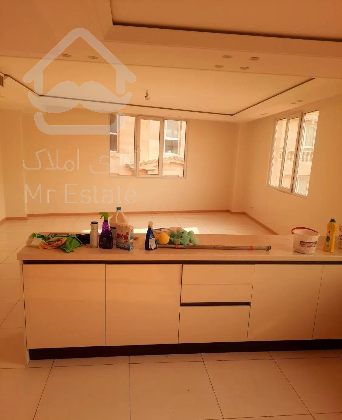 فرمانیه اندرزگو ۱۱۵ متر دو خوابه