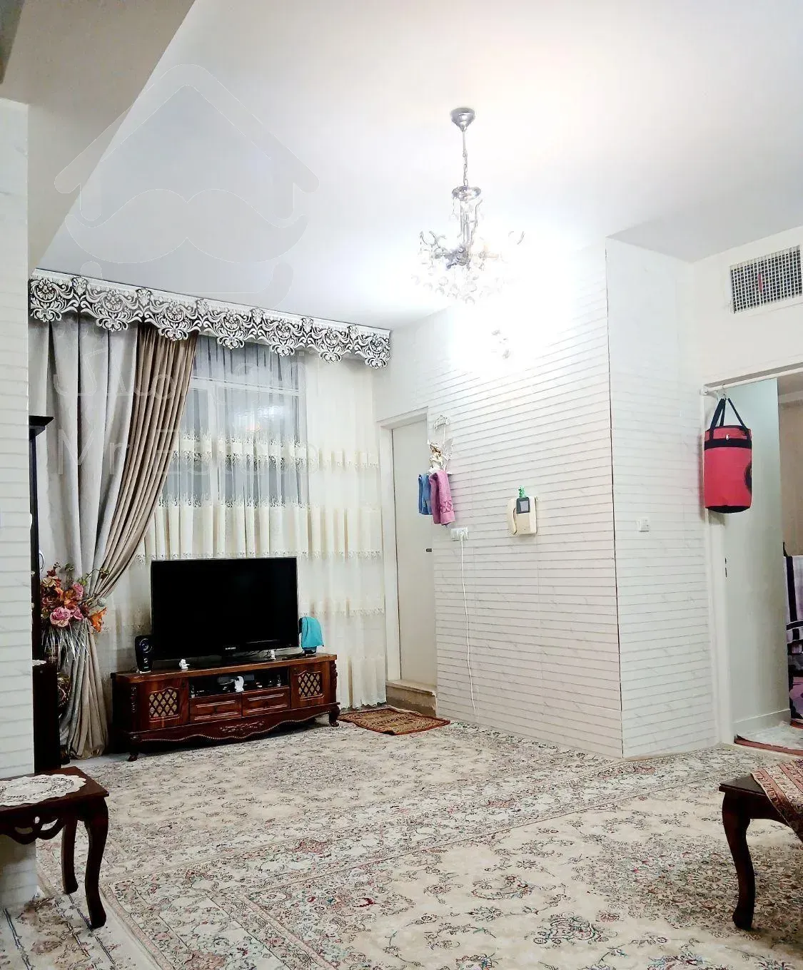 آپارتمان ۶۹ متری تک واحدی با پارکینگ و انباری زمزم