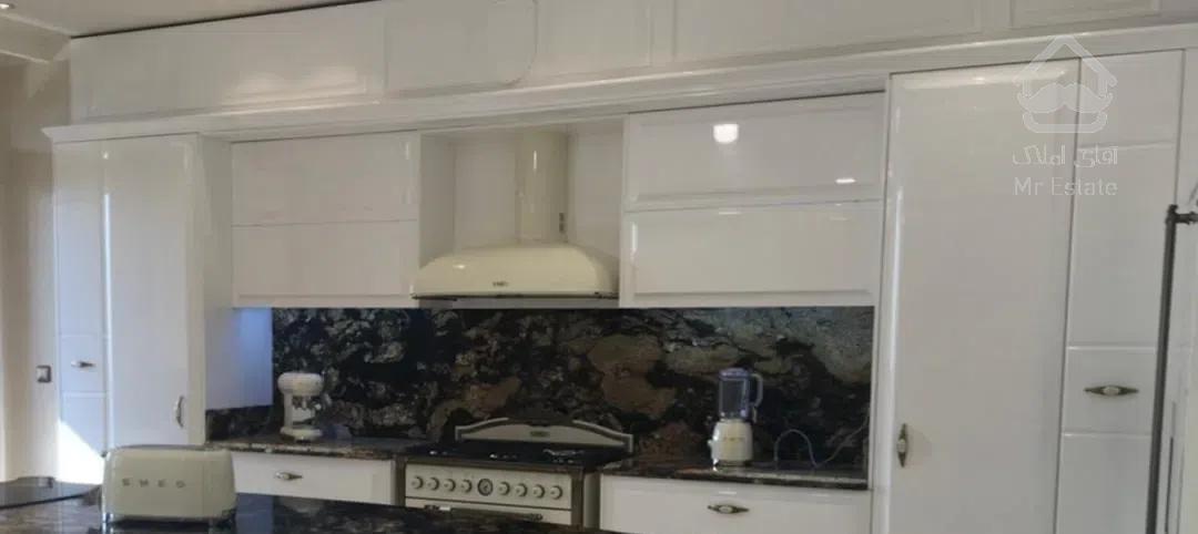 ٣٠٠ متر فرمانیه شرقی