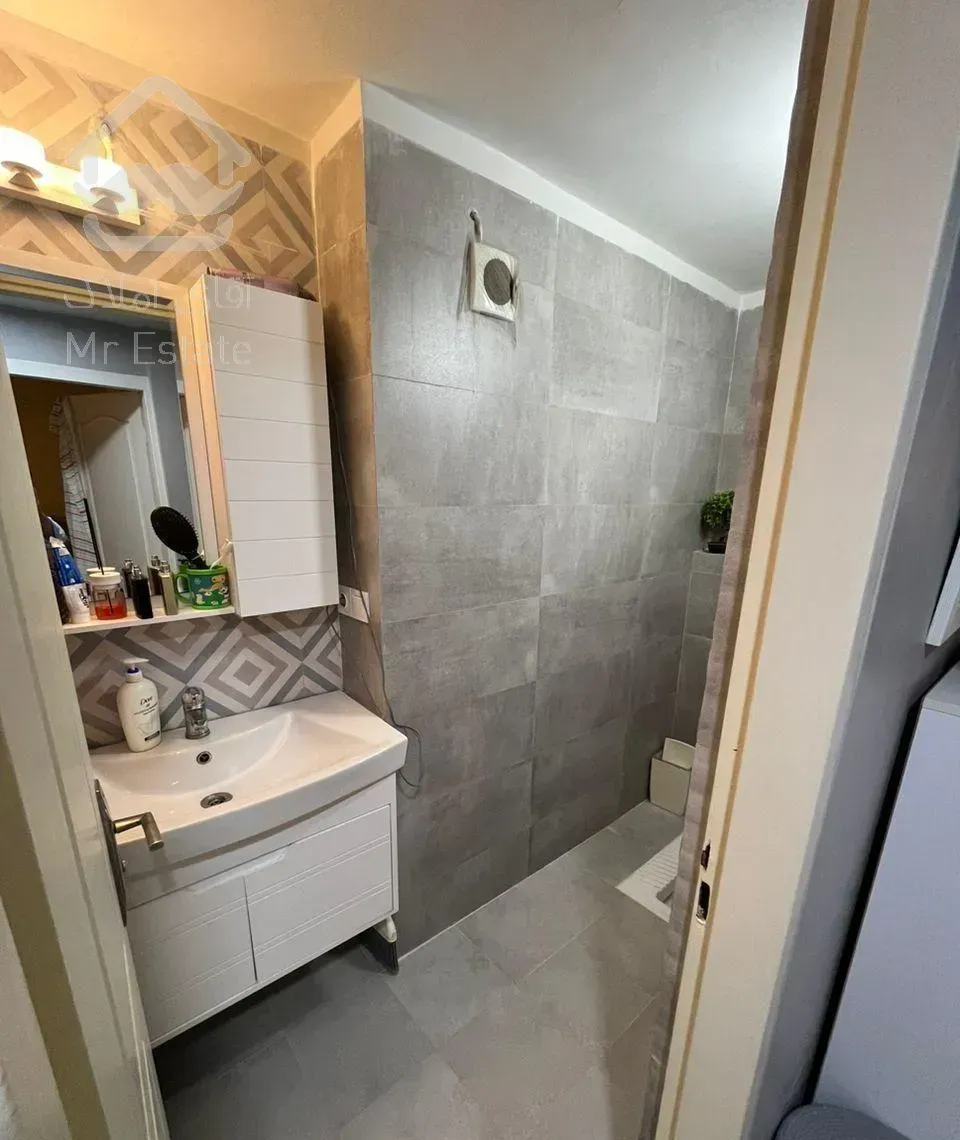 ۱۴۲ متر گاندی به قیمت و نور ونقشه عالی