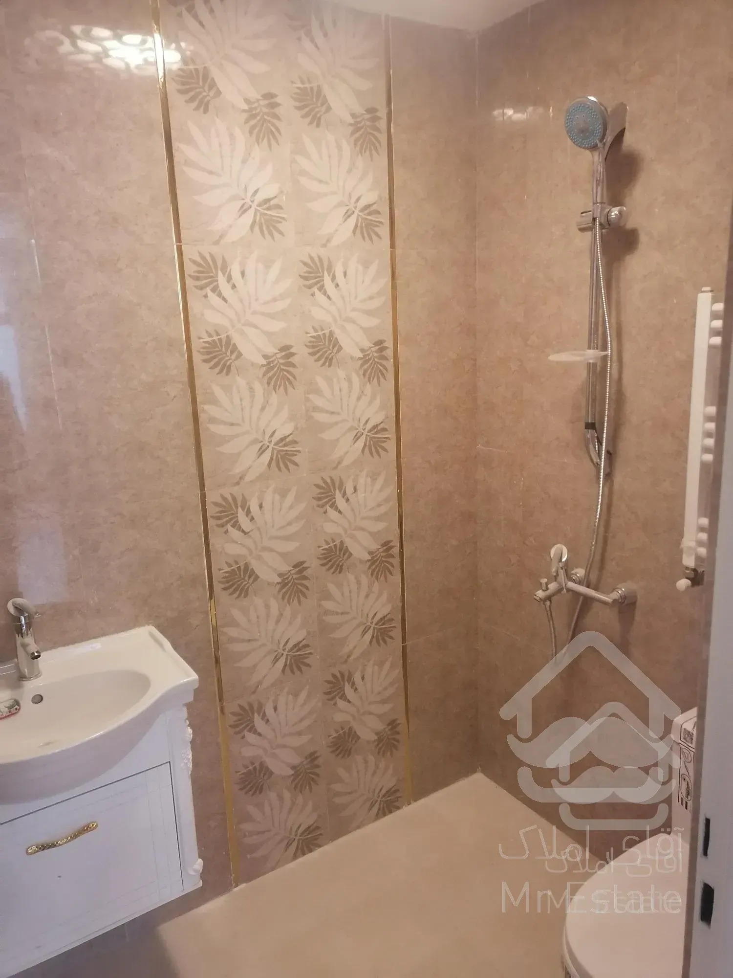 60 متر یک خوابه کلید نخورده پونک