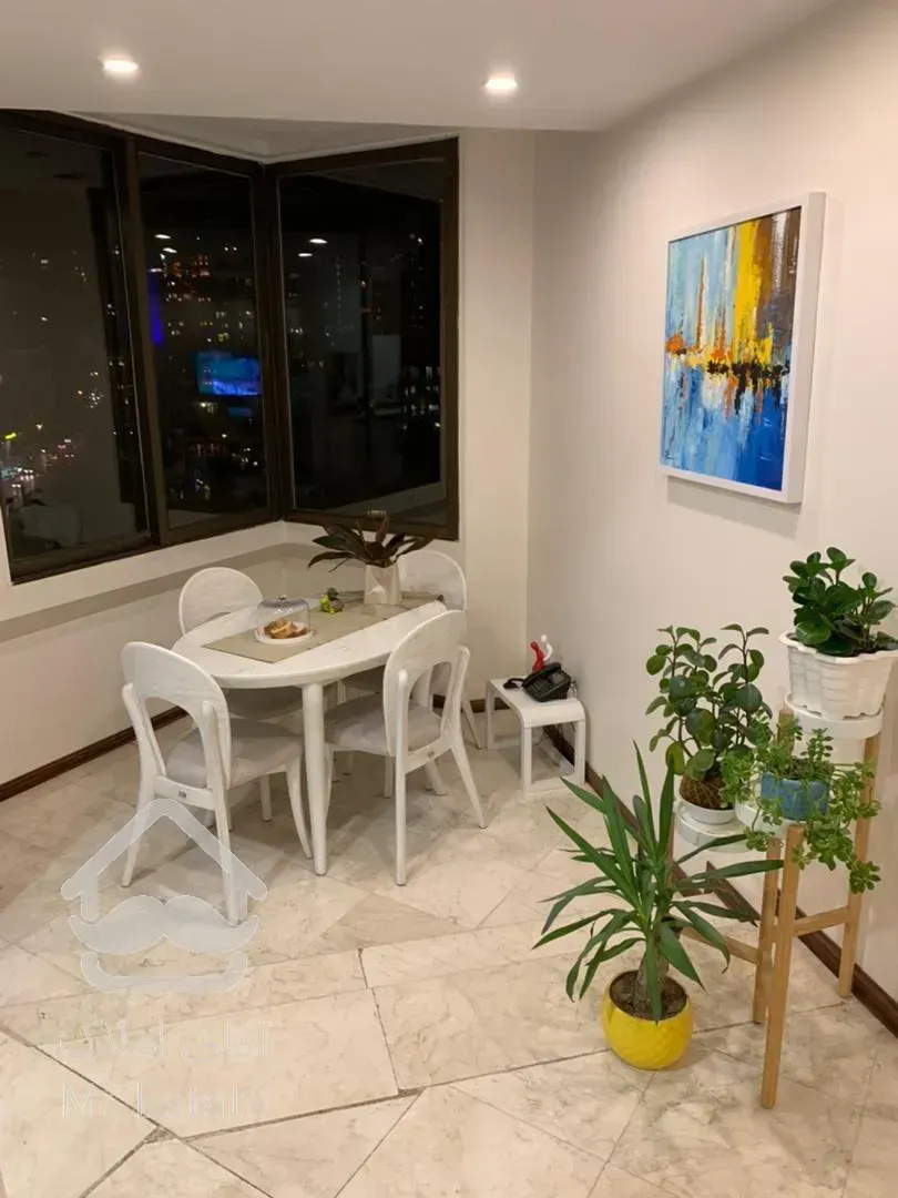 ٢٢٠ متری برج کوه نور کامرانیه