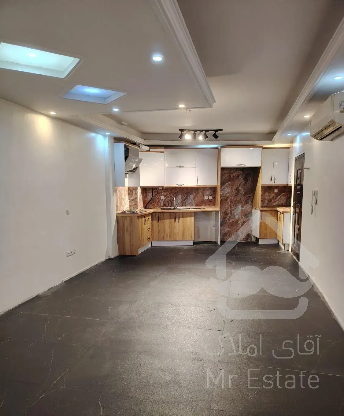 آپارتمان۷۵متری۲ خوابه تک واحد بالکن انباری بازسازی