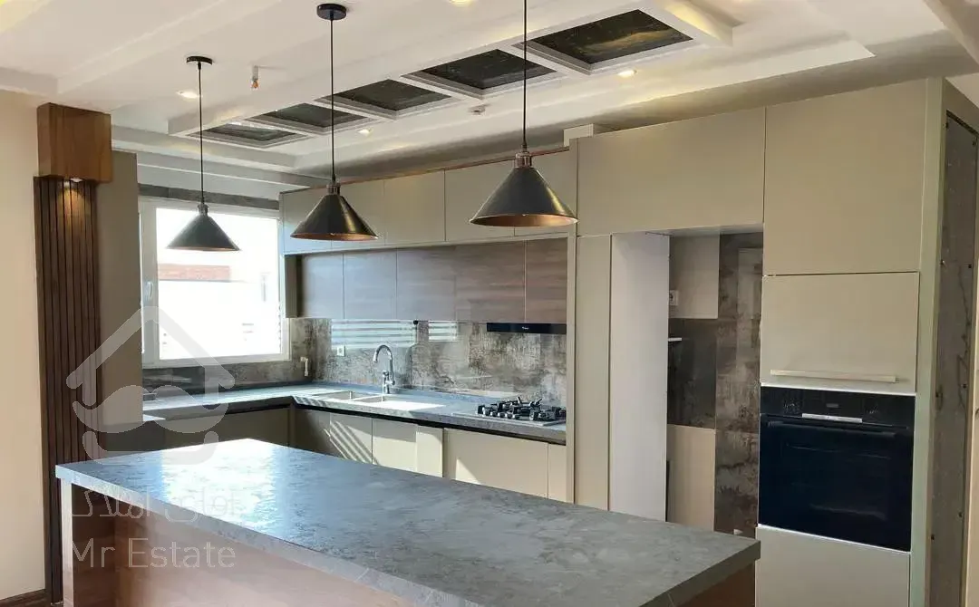 ۱۱۹ متر / ۲ پارکینگ