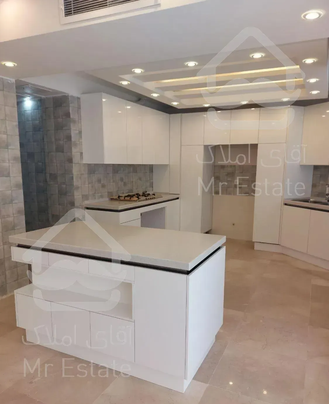 قلهک ، دولت ( ۱۸۵متر  نوساز  تکواحد )