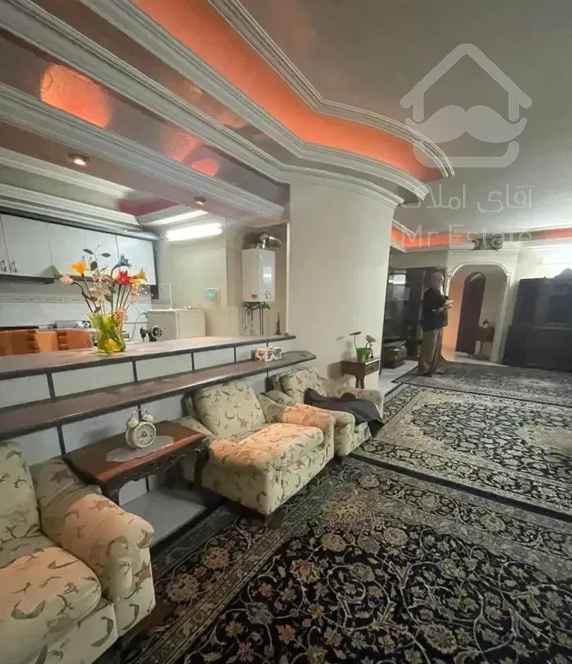 ۱۳۵متر/۳خواب/اوایل‌هنرستان/تک‌واحدی