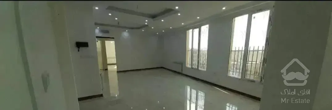 ۱۳۰ متر /۳ خواب / تک واحدی