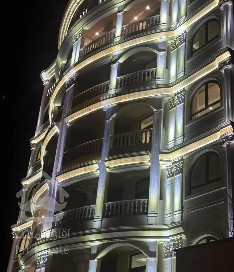 آپارتمان ۲۲۰ متر/اعیان نشین و خاص/سالم اباد