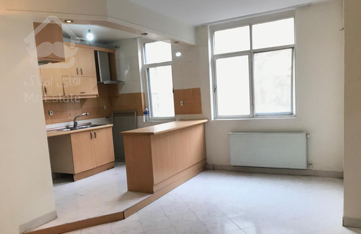 ۶۵متر دوخواب فول امکانات نورگیر