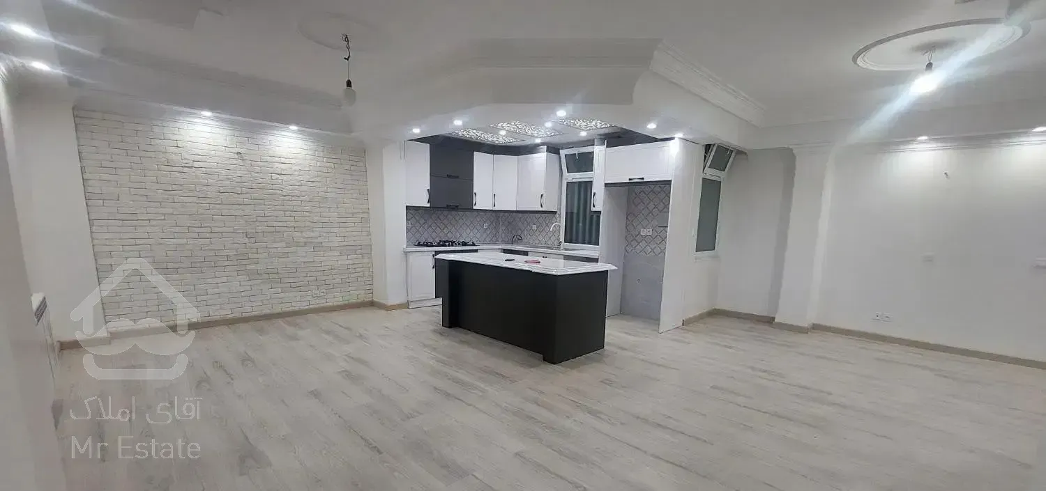 ۸۰ متر سندی ۱۰۰ متر رویتی بدون نمونه مشابه