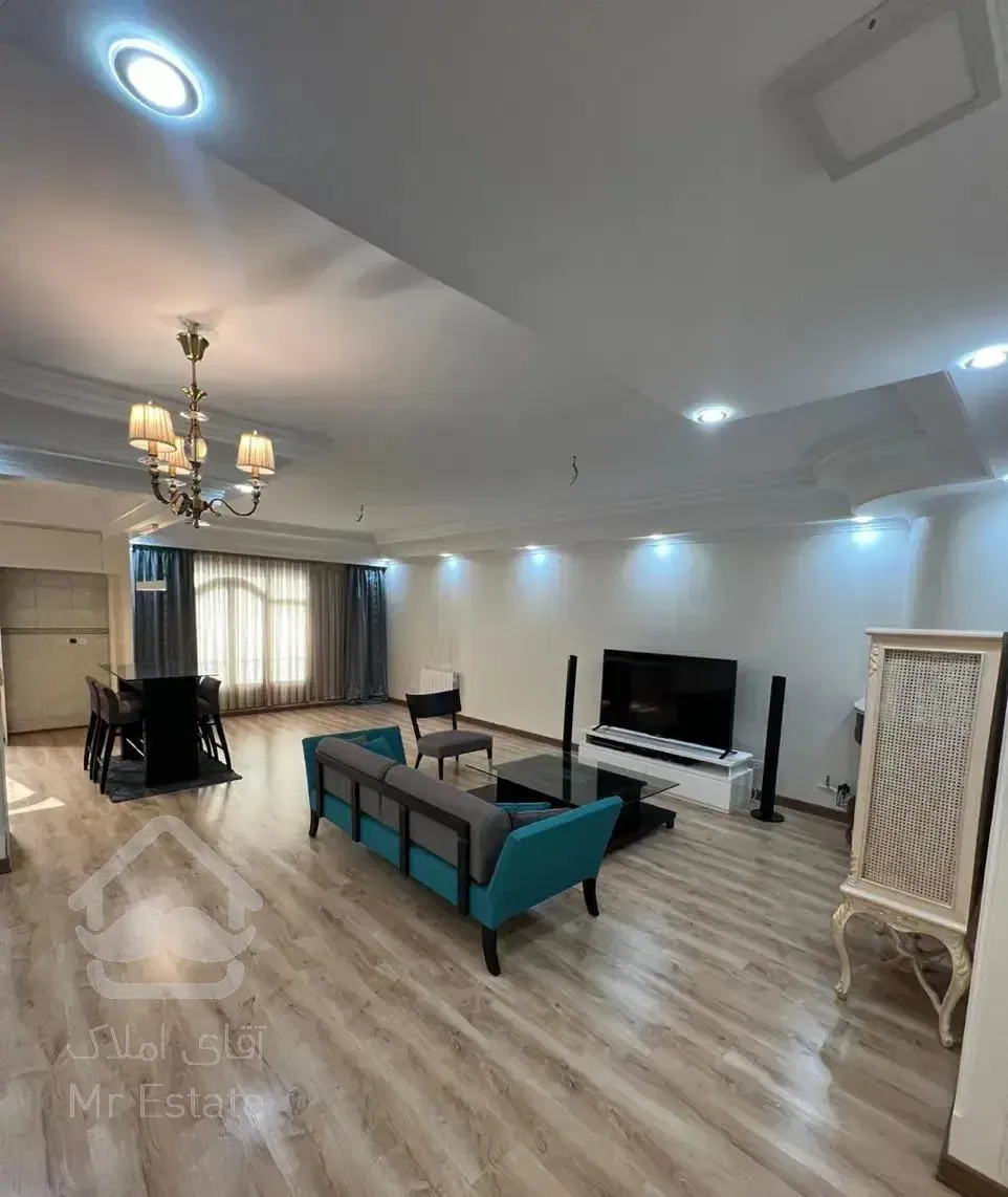 شیخ بهایی شمالی // ۱۴۰ متر ۳ خواب